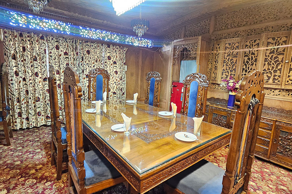 Amina Heritage Houseboats